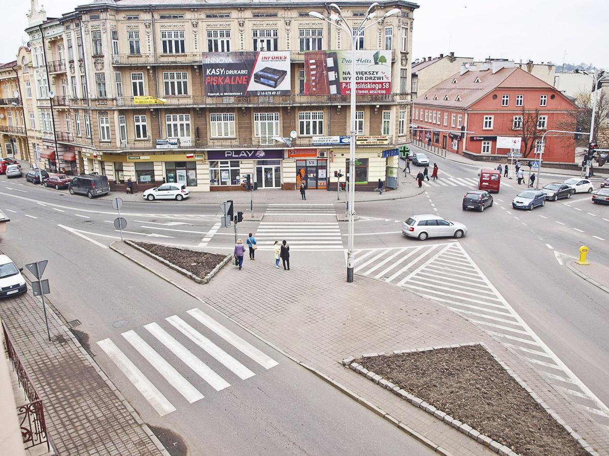 Na razie nie ma tematu budowy ronda na placu Konstytucji
