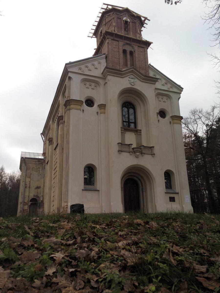 Świątynia w Kosienicach nabiera blasku