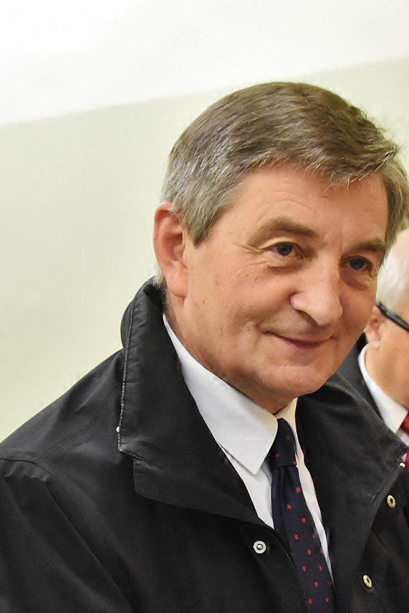 Marek Kuchciński nadal honorowym przemyślaninem