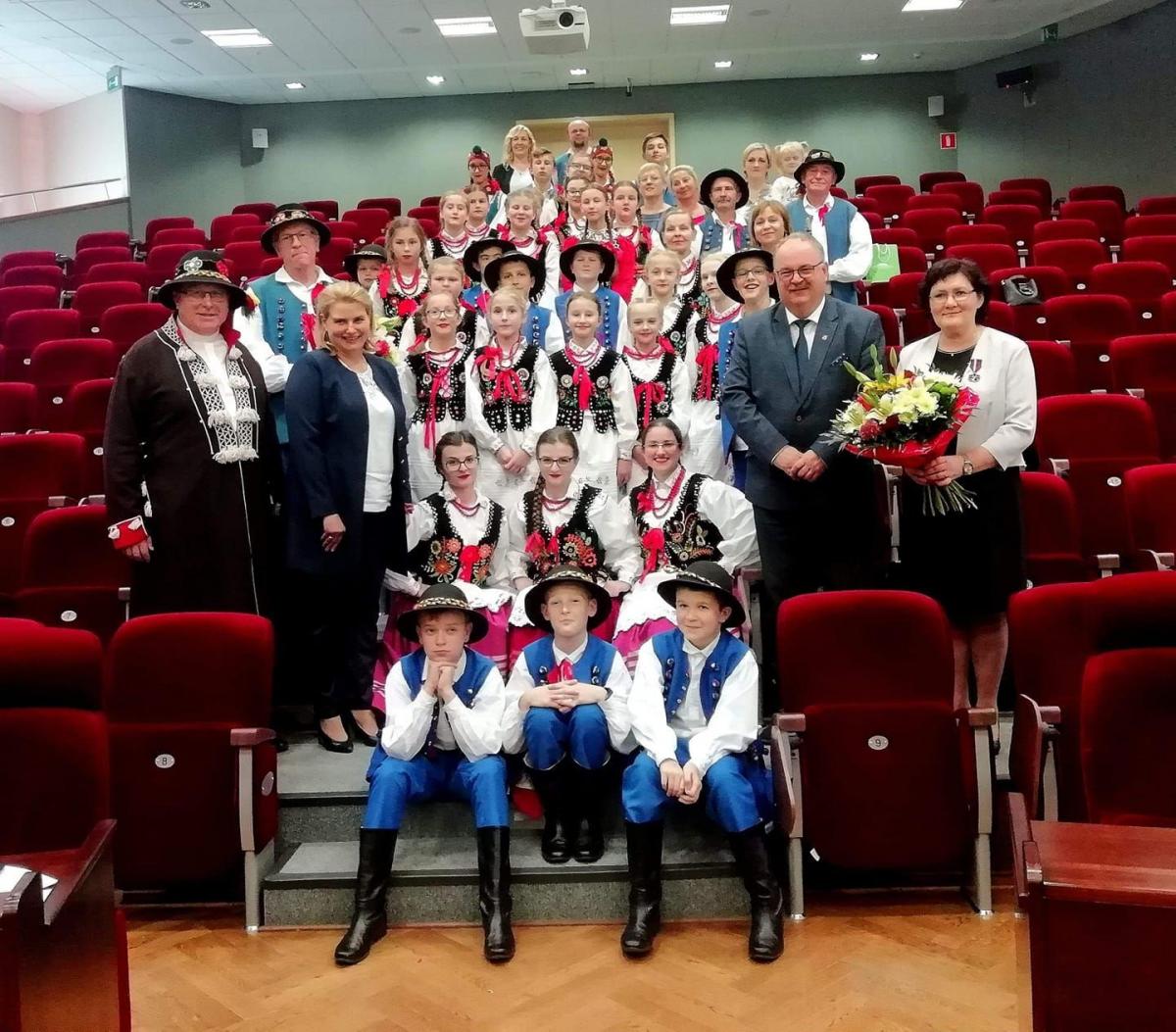 „Gloria Artis” dla tancerzy z Ostrowa