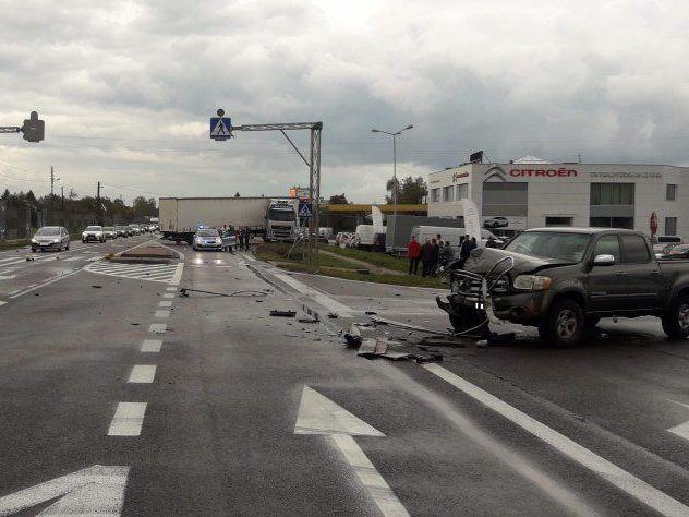 Nie ustąpiła pierwszeństwa – zderzyła się z ciężarówka