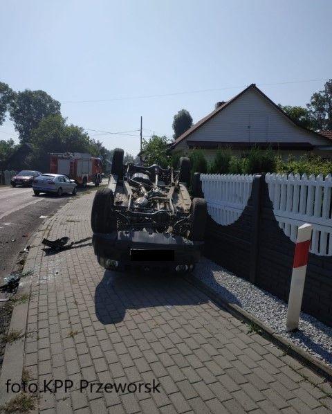 Nie zachował bezpiecznego odstępu