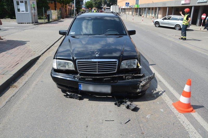 Niebezpieczne zderzenie w rejonie dworca. 8-latka w szpitalu