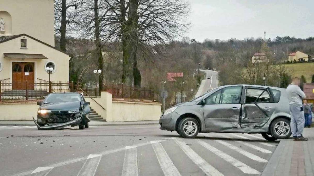 Co się stało z lustrem na skrzyżowaniu?