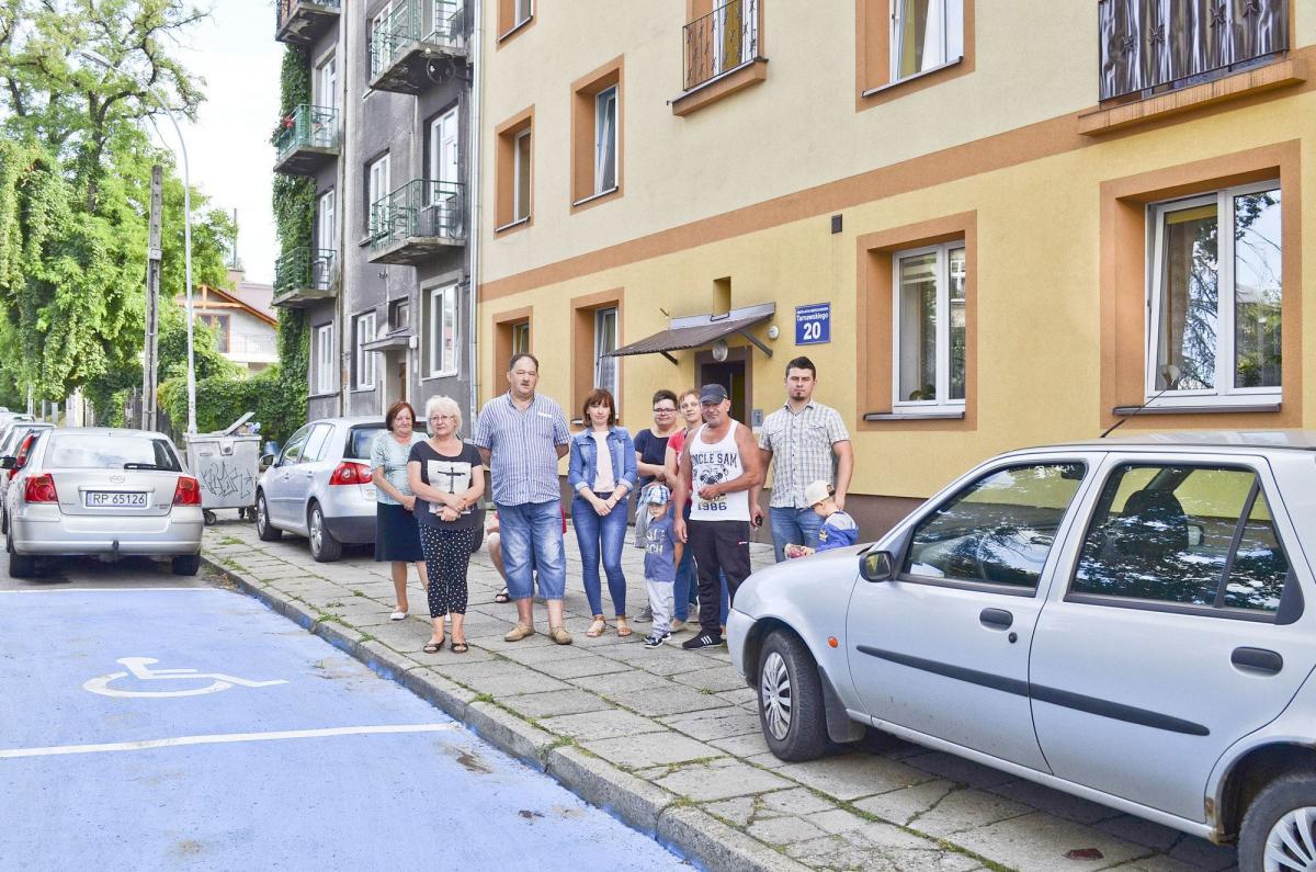 Spór o niebieskie koperty. Czy miasto chciało zaoszczędzić?