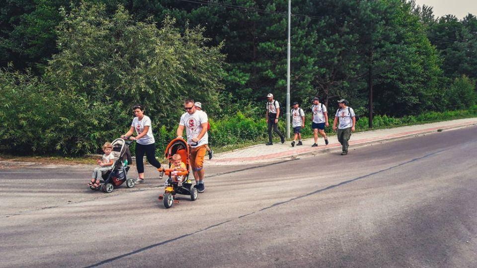 Na starcie słońce, na mecie burza z piorunami. 3. rajd „Spacerkiem po zdrowie” za nami