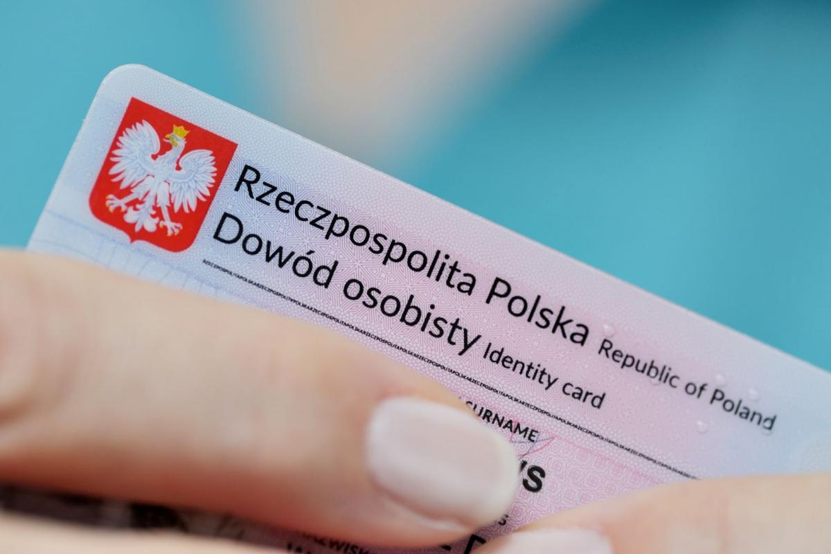 Nowe przepisy. Kto może skserować dowód osobisty?