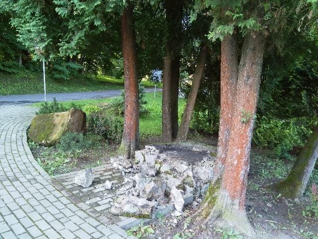 Zamieszanie wokół pomnika walczących z UPA [ZDJĘCIA]