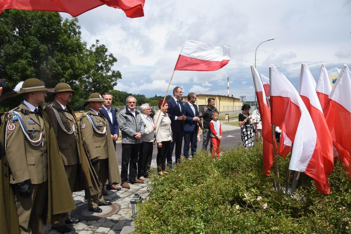 Uczcili ofiary Rzezi Wołyńskiej [ZDJĘCIA]