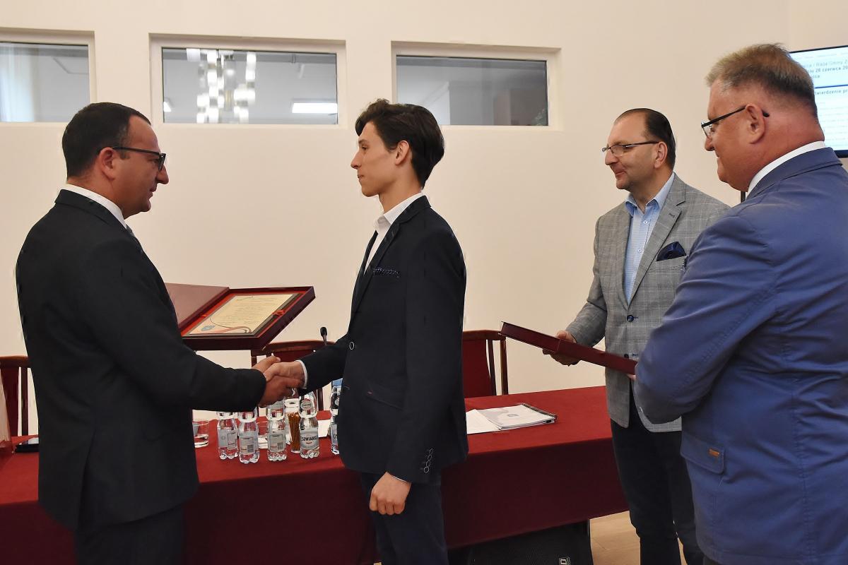 Dariusz Wyka i Krzysztof Polnik uhonorowani przez gminę 