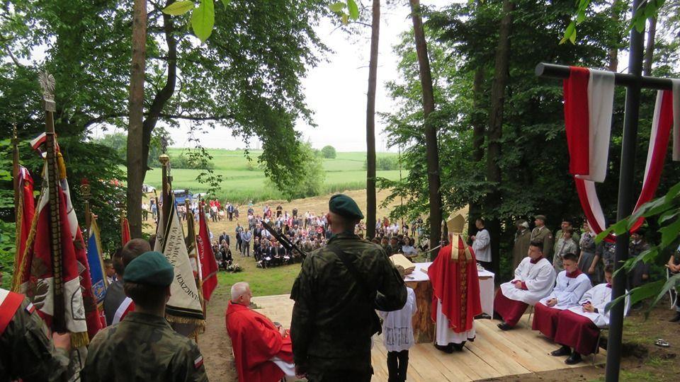 Pamięci pomordowanych żołnierzy AK