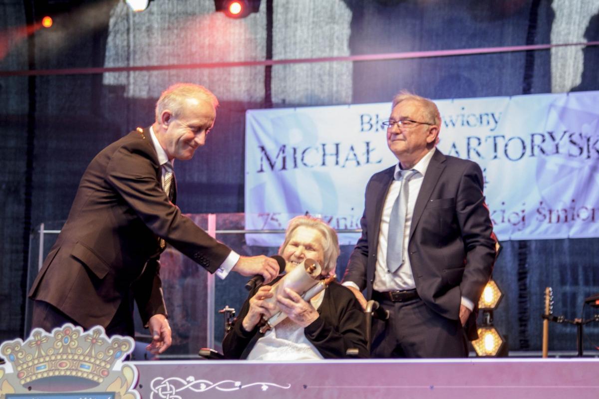 Oddali cześć patronowi i honorowej obywatelce miasta