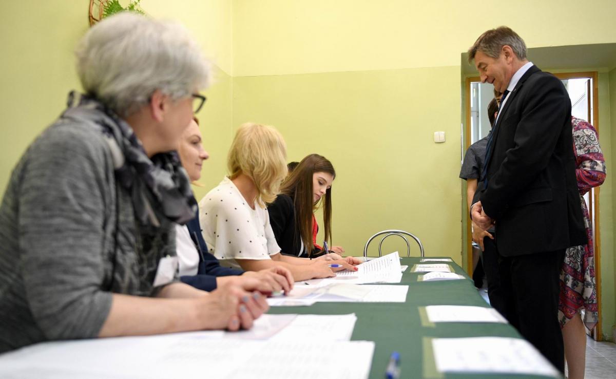 PiS z 3-krotną przewagą nad KE