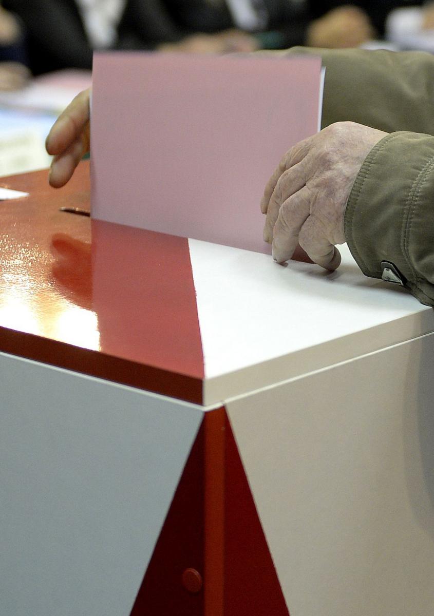 Czas zakończyć polsko-polskie zwarcie