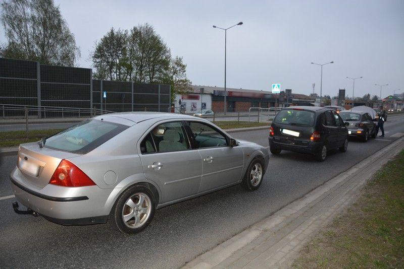Ford uderzył w renaulta, a renault w mazdę