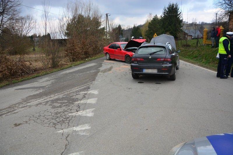 Zderzenie alfy romeo z bmw [ZDJĘCIA]