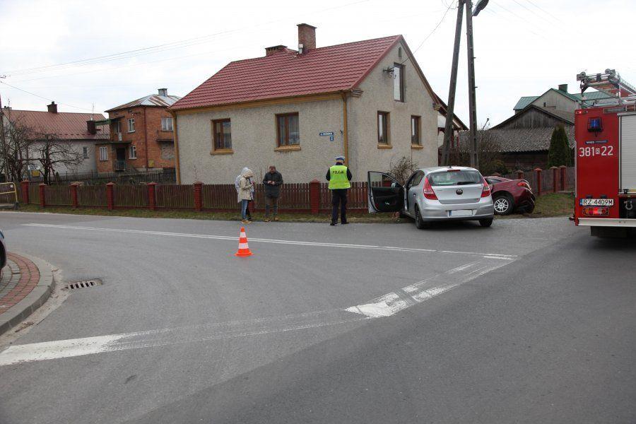 Hyundai wjechał w mazdę