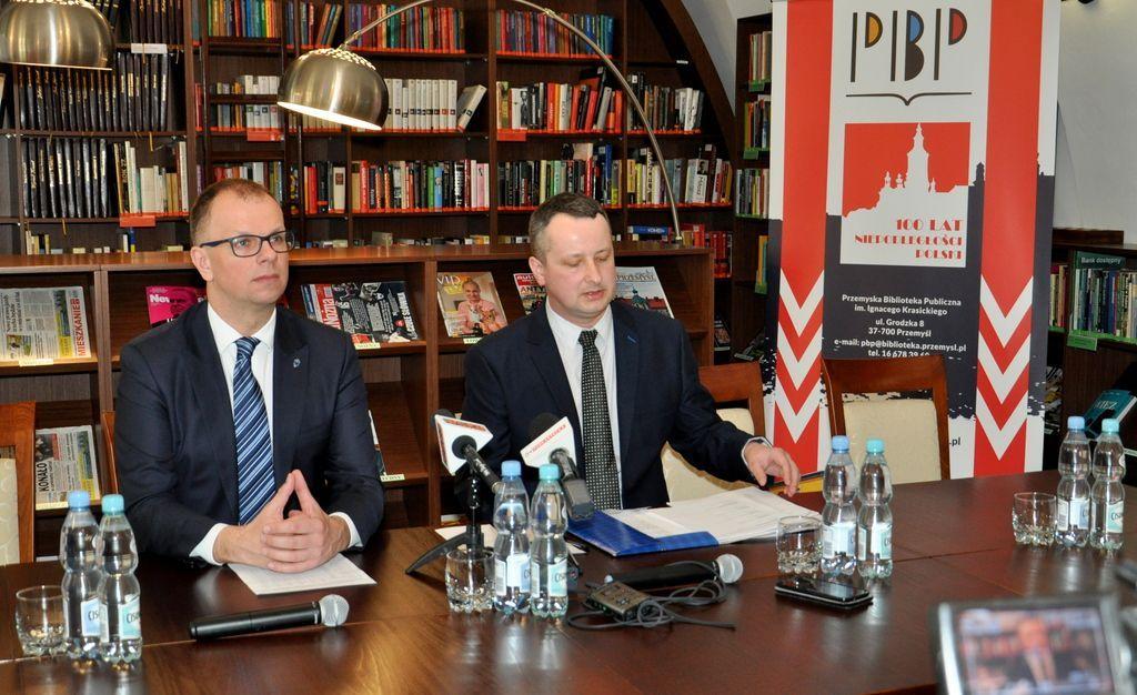 Powiat nie chce płacić za swoich czytelników 