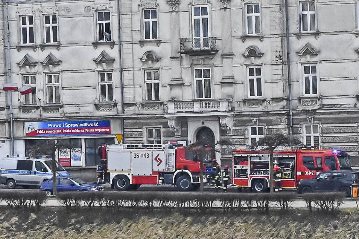 Co zrobiła policja w sprawie fałszywych alarmów bombowych?