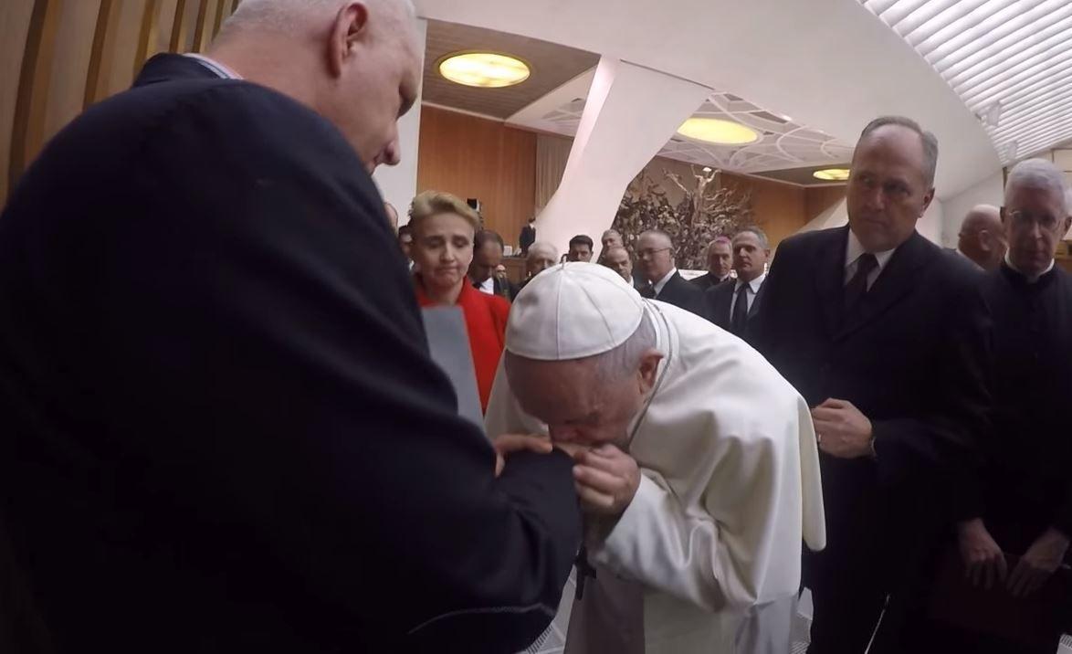Słowa i gest Franciszka