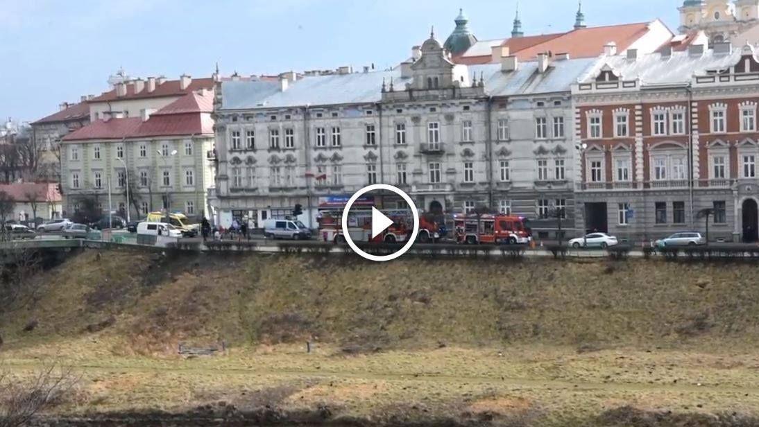 Z ostatniej chwili! Alarm bombowy w siedzibie PiS w Przemyślu [WIDEO, ZDJĘCIA]