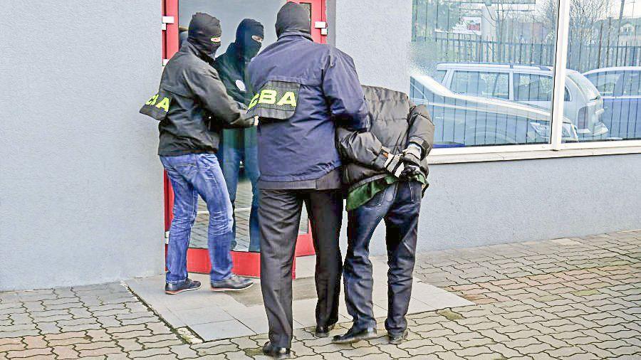 Kolejne zatrzymania w sprawie wyłudzeń VAT. Podejrzani wystawili faktury na 3 miliony