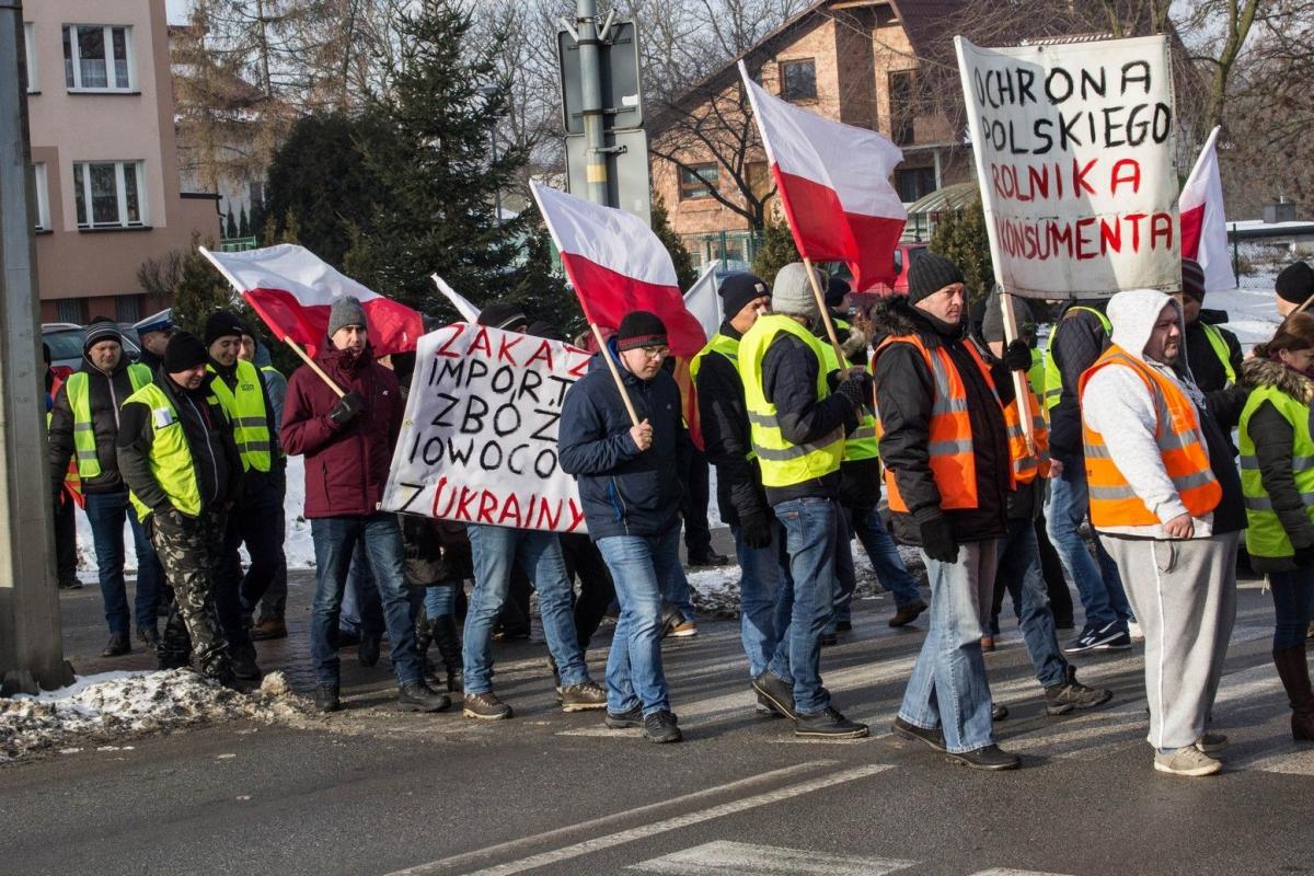Rolnicy wyszli na ulicę