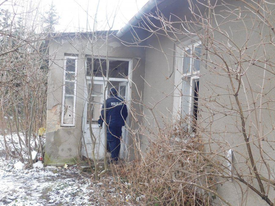 Nietrzeźwy mężczyzna uratowany przed wychłodzeniem
