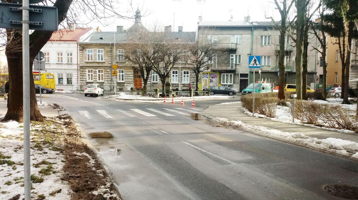 Ułamki sekund na reakcję. Nieoświetlone przejścia dla pieszych zmorą kierowców 