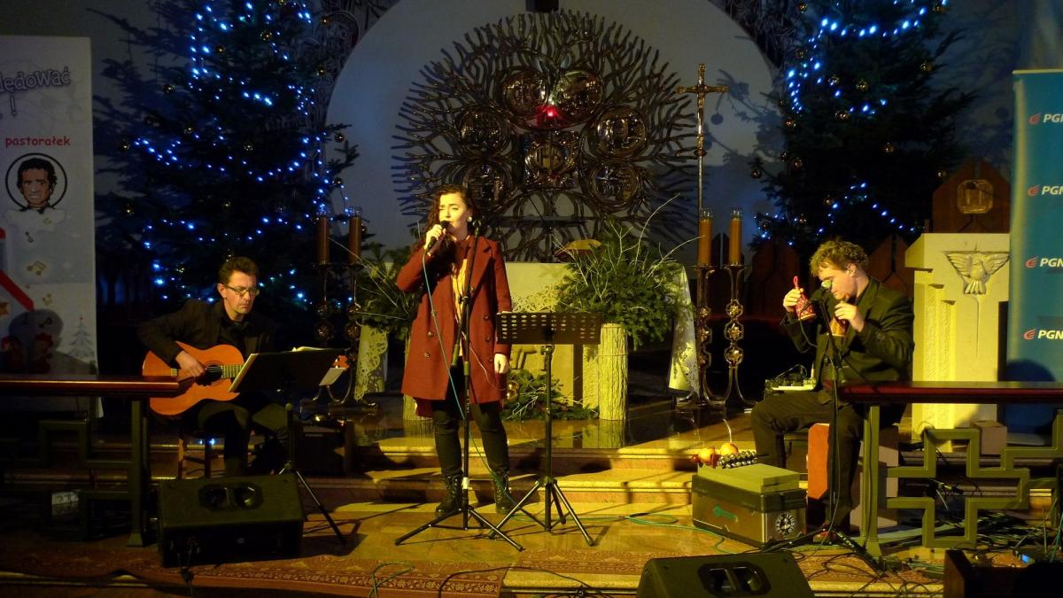 Magiczny wieczór na Lipowicy. „Bosco kolędować Jezusowi” [ZDJĘCIA]