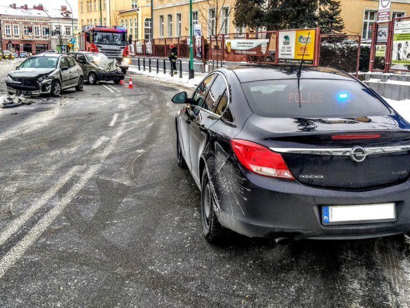 Na drogach nadal trudne warunki 