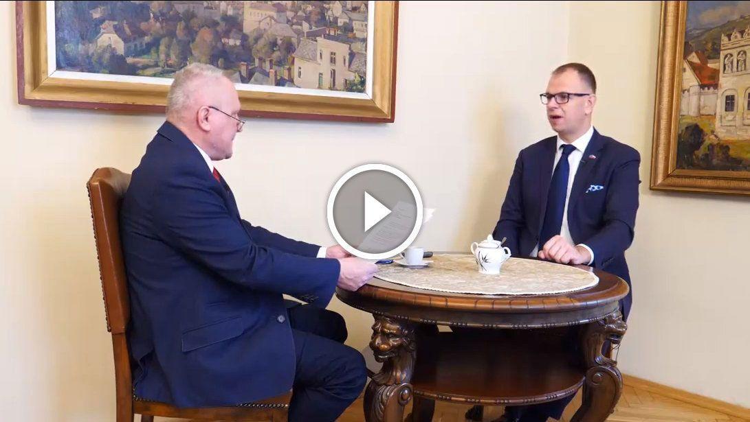 Czy Przemyśl jest ciemnogrodem? – rozmowa z prezydentem Bakunem [WIDEO, cz. 1/3]