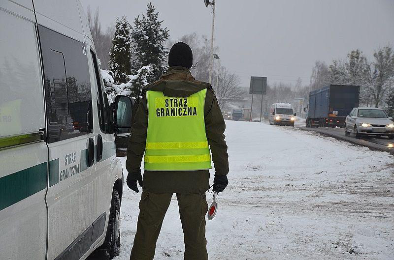 Chciał wręczyć łapówkę strażnikowi granicznemu