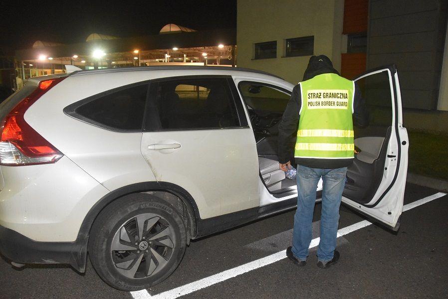 Przerobiona honda zatrzymana przed Medyką