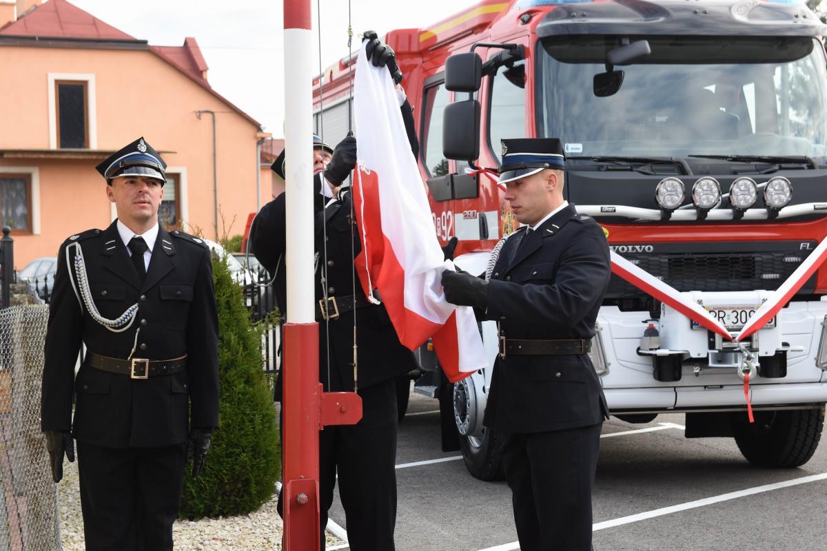 Strażacy z Bolestraszyc mają nowy samochód [ZDJĘCIA]