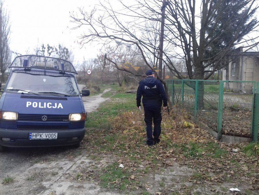 Bezdomny mógł zamarznąć. Pomoc przyszła w porę