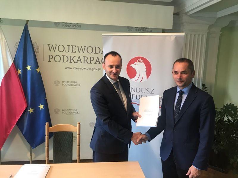 Pieniądze na samochód strażacki