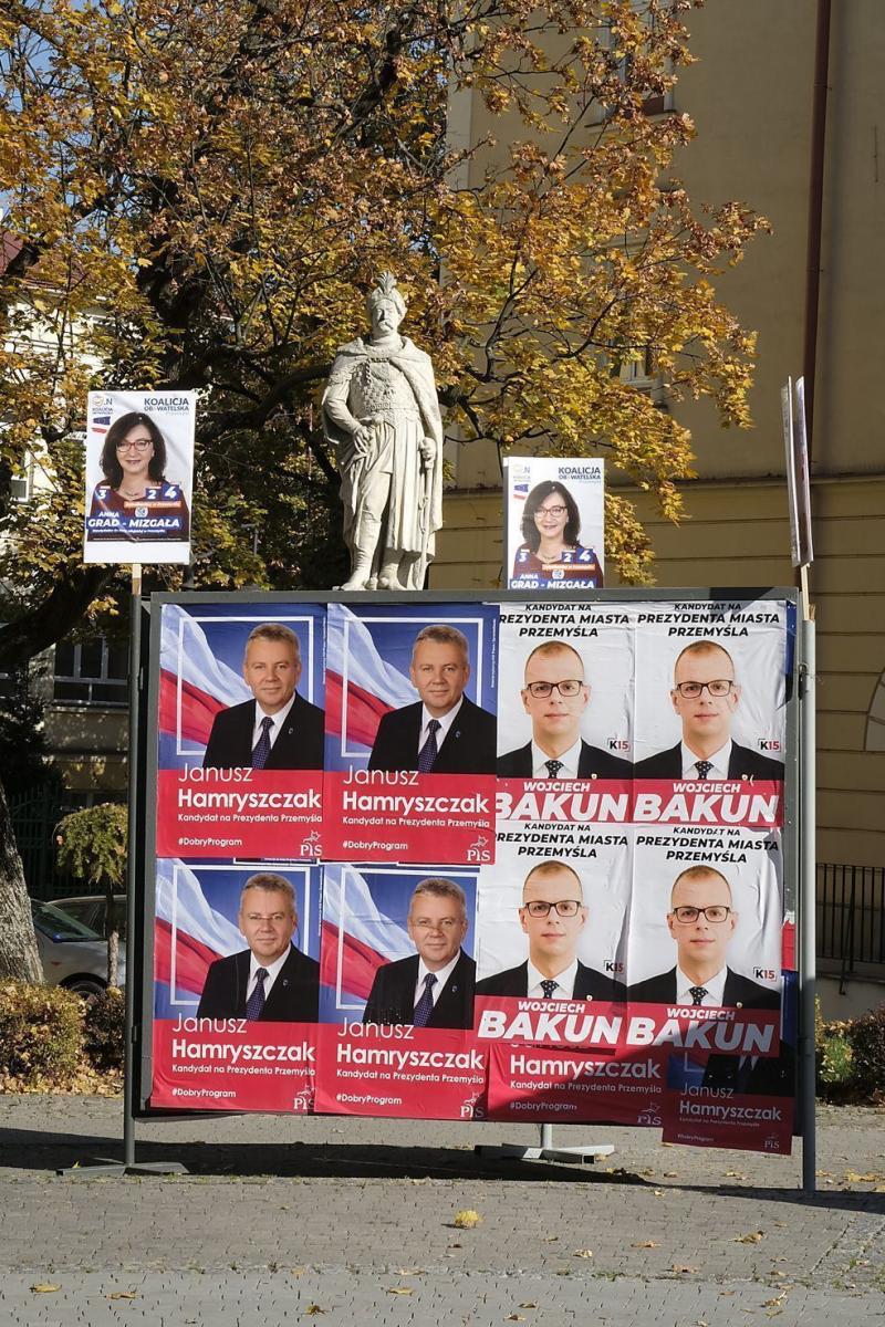 Okiem czepialskiego: kampanijne perełki nie znają podziału na partie
