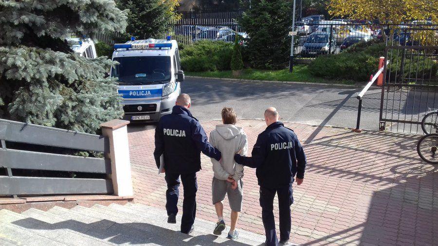 Najpierw chciał okraść 12-latka, potem znieważył policjanta