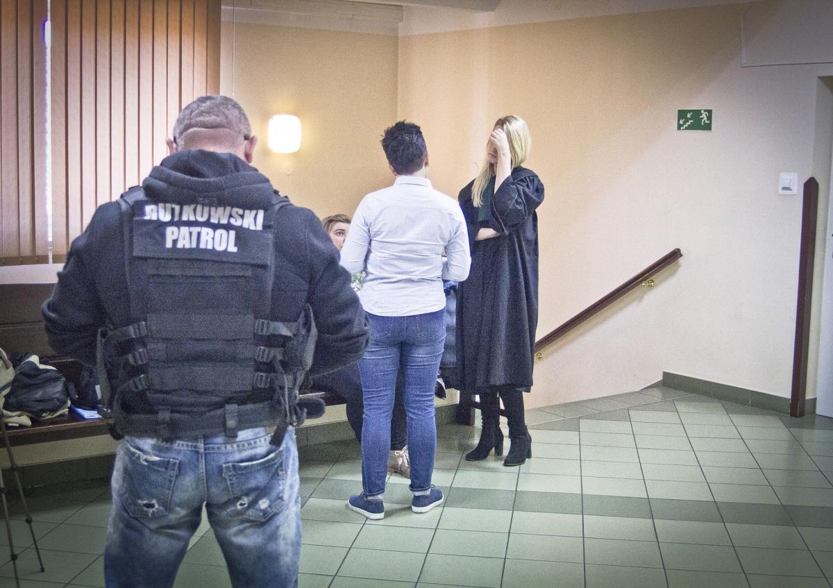 Dramat rodzinny w Ostrowie. Ojciec przetrzymuje dzieci. Do sprawy włączył się detektyw Rutkowski