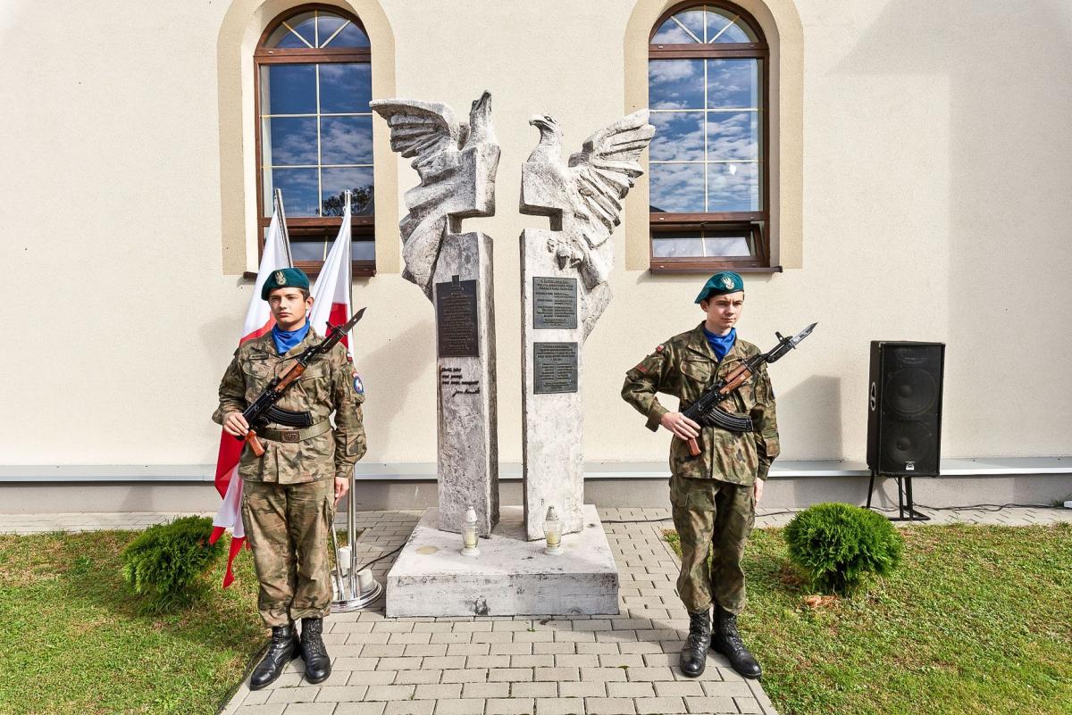 Wzór żołnierza i patrioty. Mieszkańcy upamiętnili gen. Dąbka