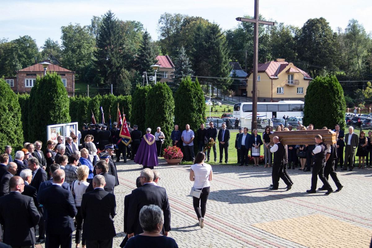 Odszedł Marian Szarek. Miał głowę do dużych interesów i serce otwarte na potrzeby innych