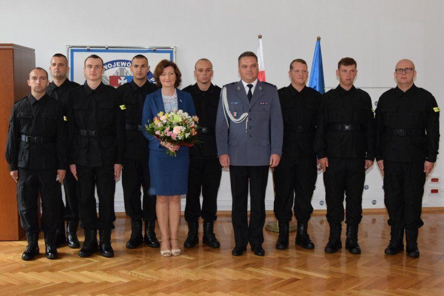8 nowych funkcjonariuszy podkarpackiej policji [ZDJĘCIA]