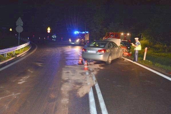 Nocny wypadek. 6 osób trafiło do szpitala