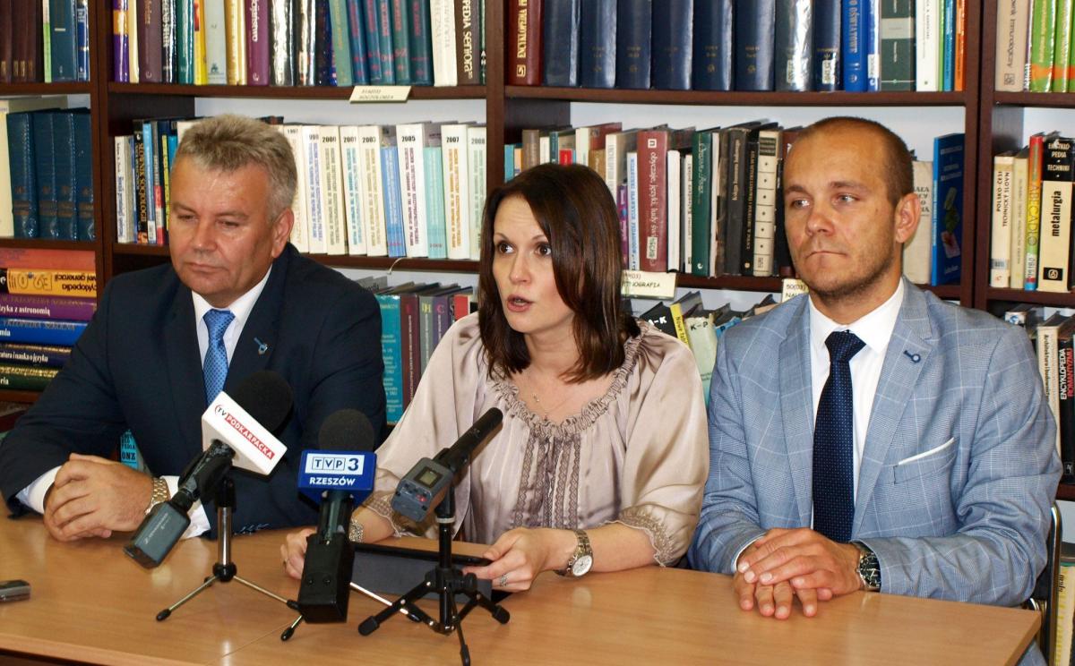 Prawie 3 miliony złotych na program 300+