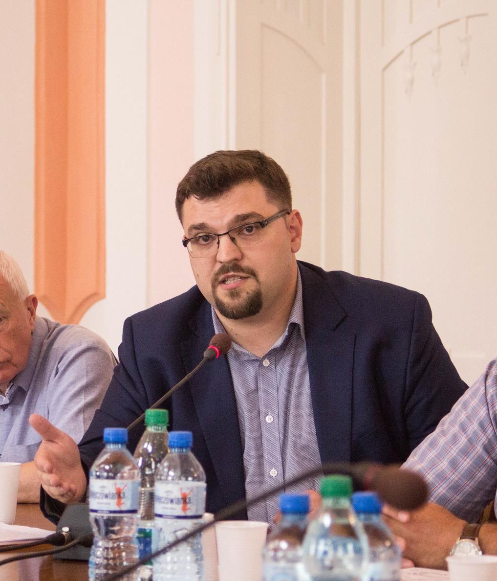 Po burzy w lampce wina... głucha cisza 