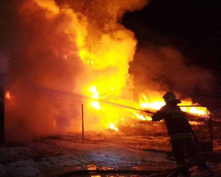 Pożary na wysypiskach wielką rzadkością. Częściej płoną dzikie składowiska