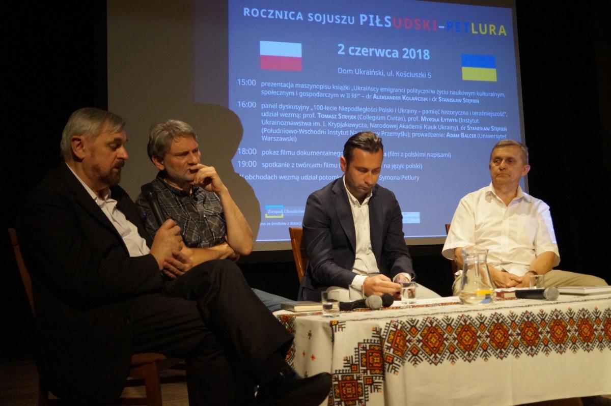 Narody nie żyją w izolacji, ale obok siebie