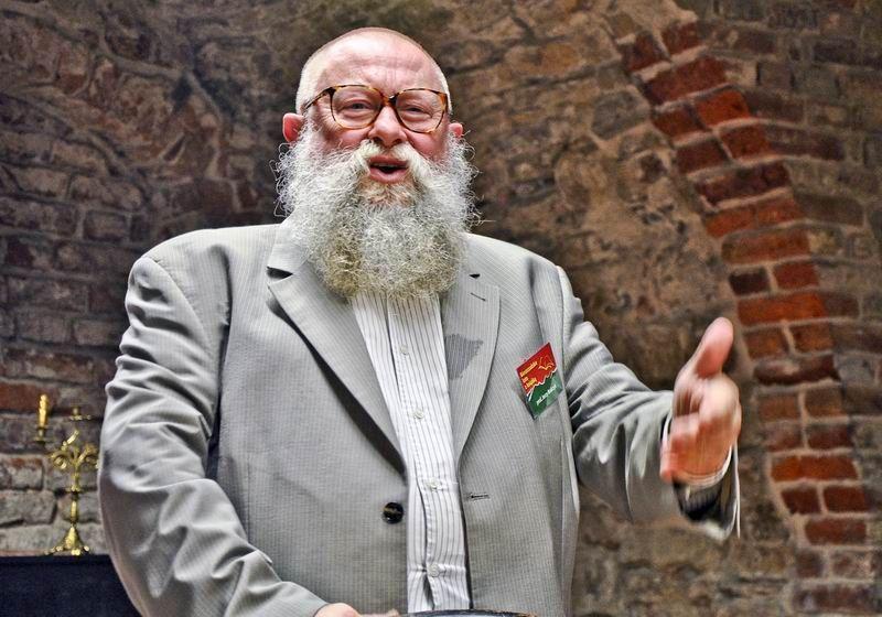 Bralczyk, Miłoszewski w Przemyślu. Niebawem „Bieszczadzkie Lato z Książką”