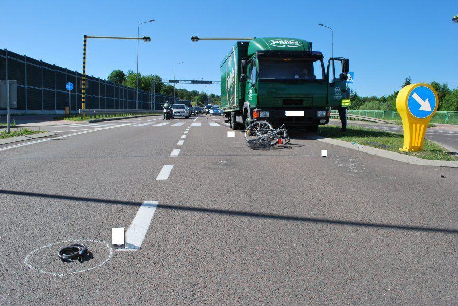 Ciężarówka potrąciła rowerzystkę na przemyskiej obwodnicy